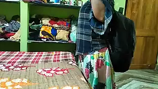 Indian College Girl First Time Fucking with loud moaning at Professor's House snapshot 1